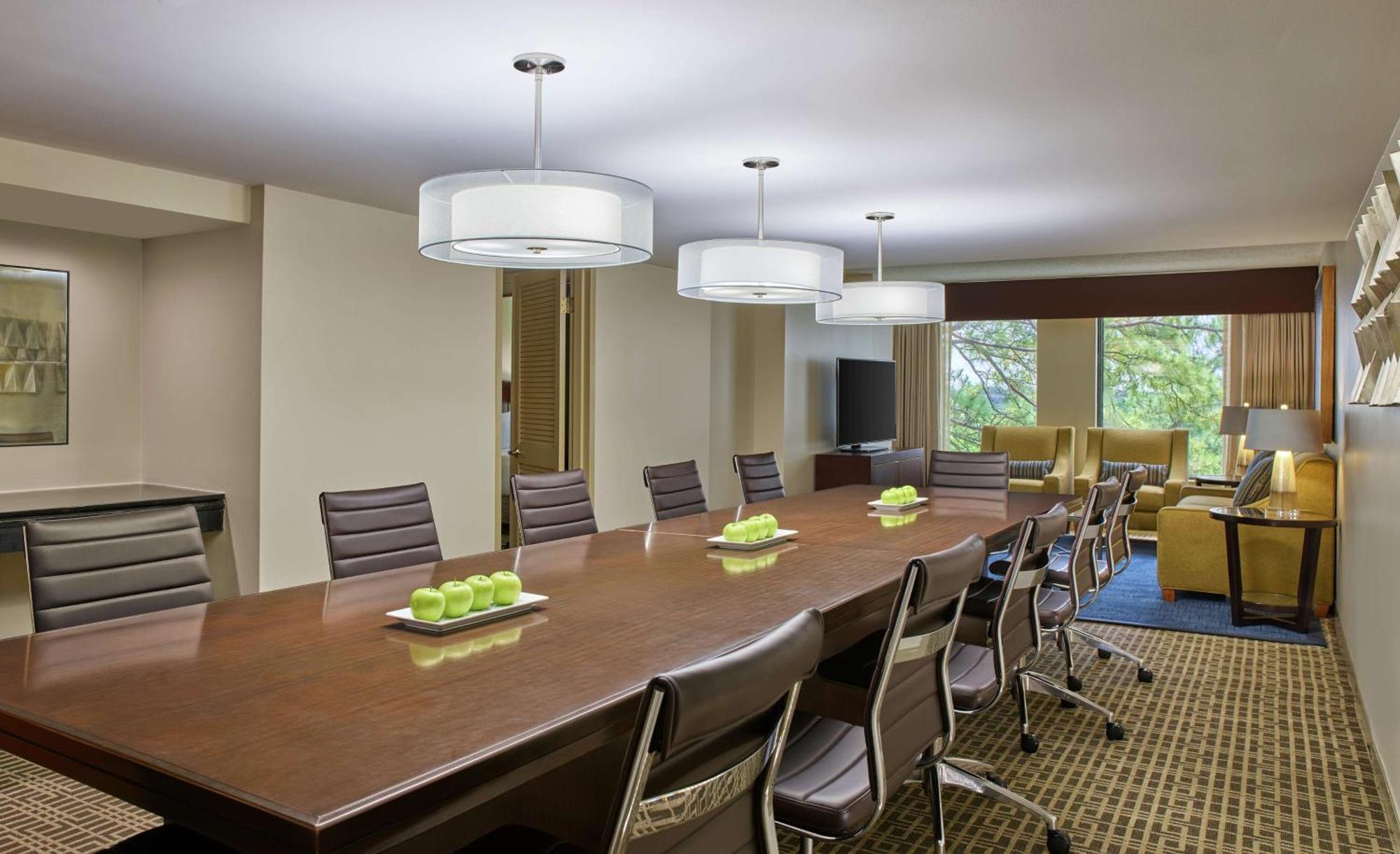 Doubletree By Hilton Houston Intercontinental Airport Hotel Екстериор снимка