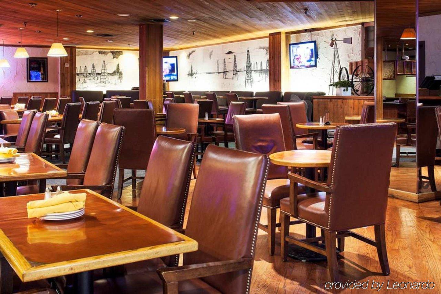 Doubletree By Hilton Houston Intercontinental Airport Hotel Екстериор снимка